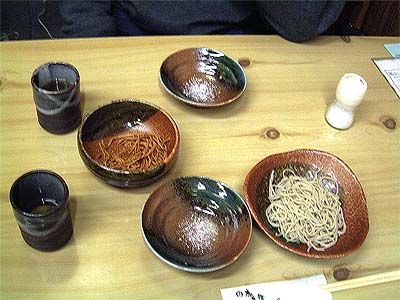 ��N���E�����ӂ��ĐH�ׂ�